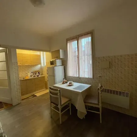 Apartment Amea Residence: Residential In City Center *