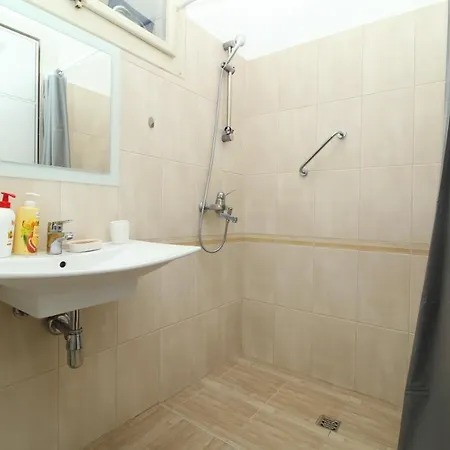 Amea Residence: Residential In City Center アパート *